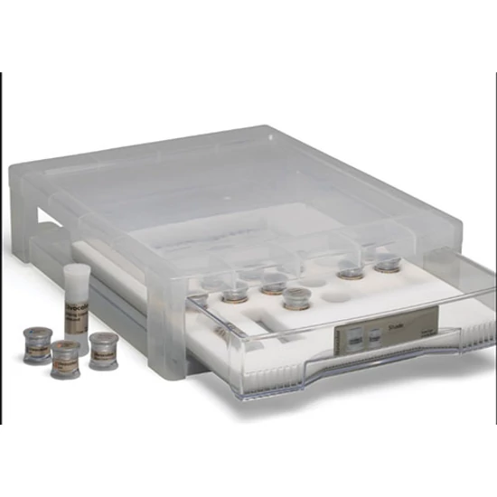 IPS Ivocolor Shade Kit                  