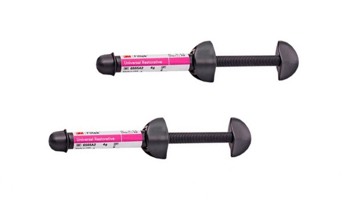 AKCIÓ - Filtek Universal refill 2 x 4g